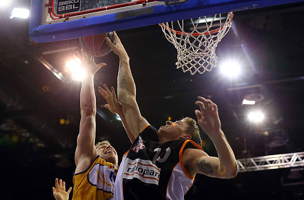 明了自己的 明了自己的