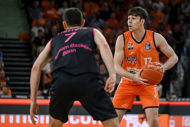 试图扳平甚 试图扳平甚