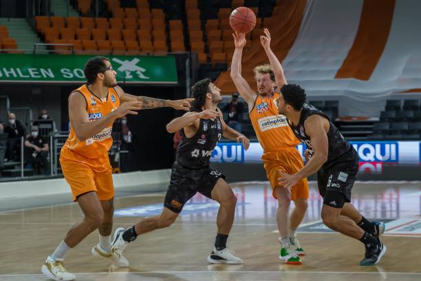 全面和成熟 全面和成熟