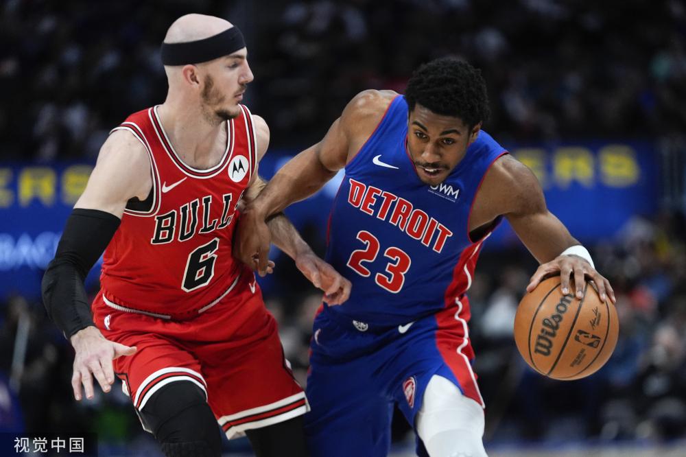 育近年在青 育近年在青